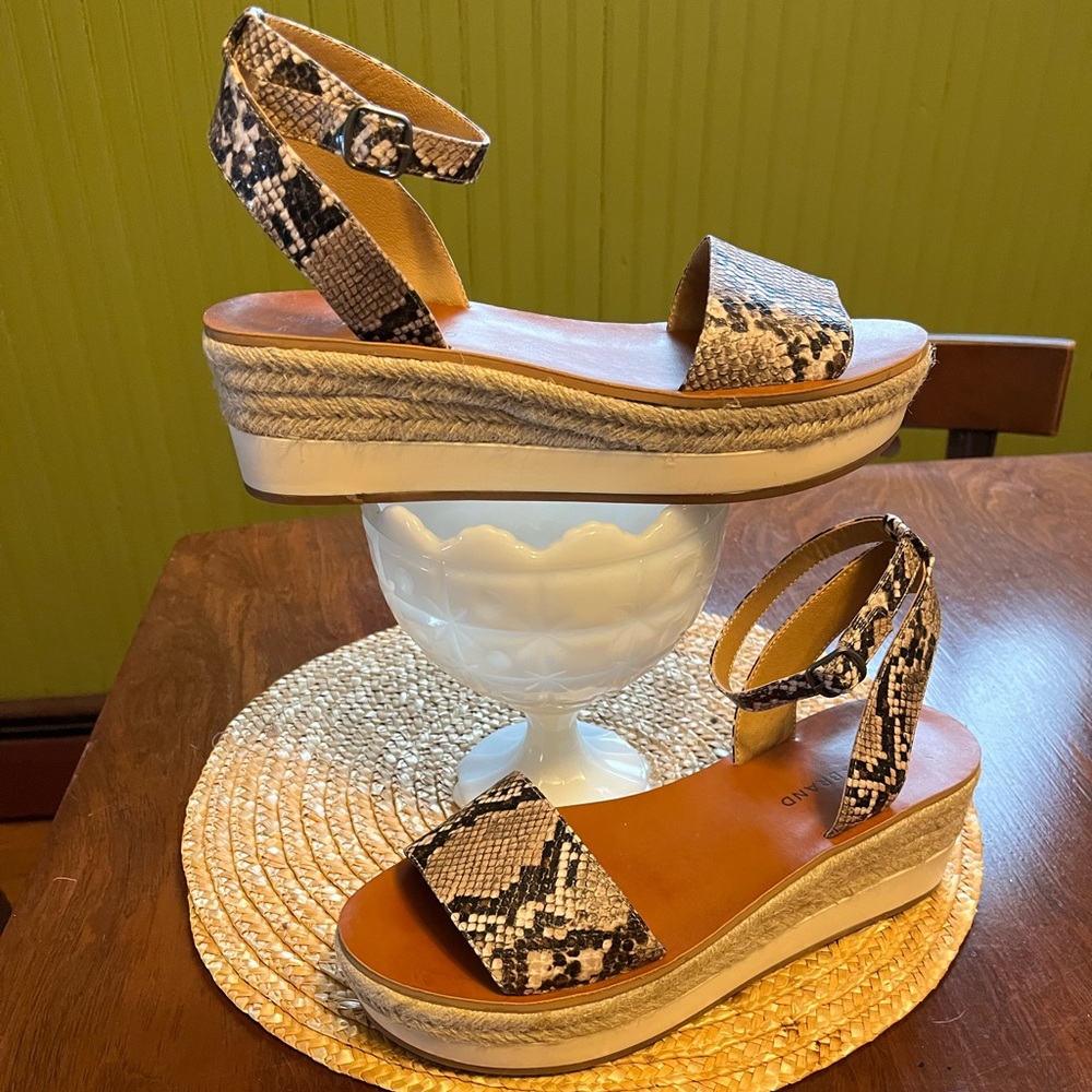 Lucky Brand sandals